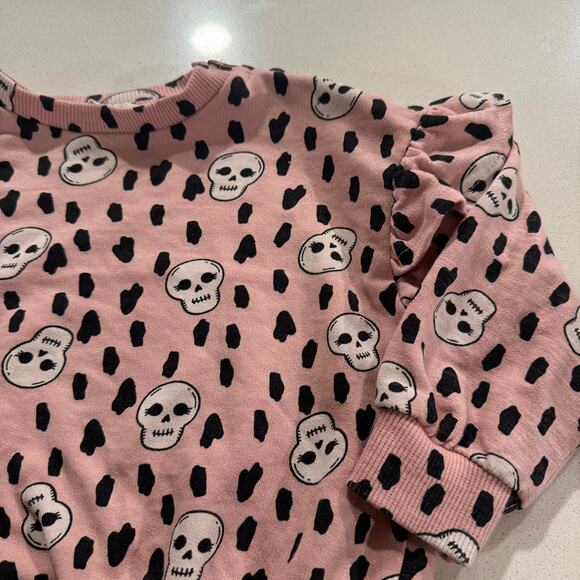 Jessica Simpson Baby Girl 18M Pink Skull Sweater - Picture 2 of 5